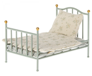 Maileg Bed Vintage Mint
