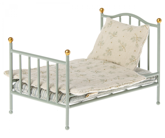 Maileg Bed Vintage Mint