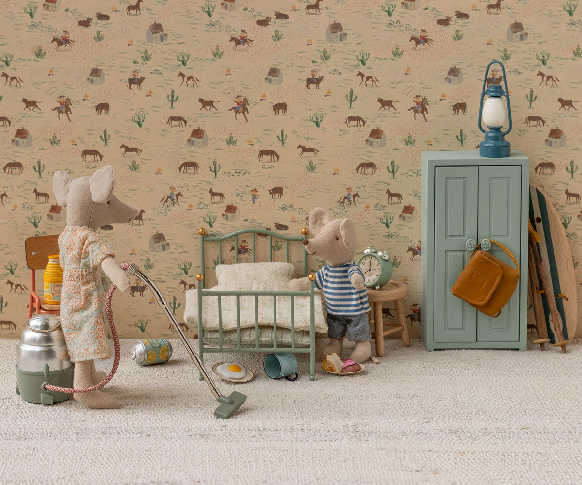 Maileg Vintage Single Bed Mouse - Mint