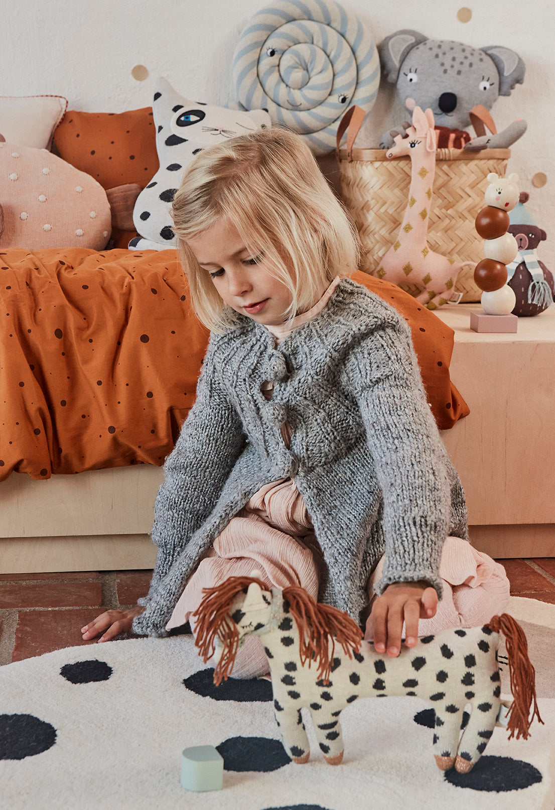 Darling - Little Pelle Pony - Offwhite / Zwart