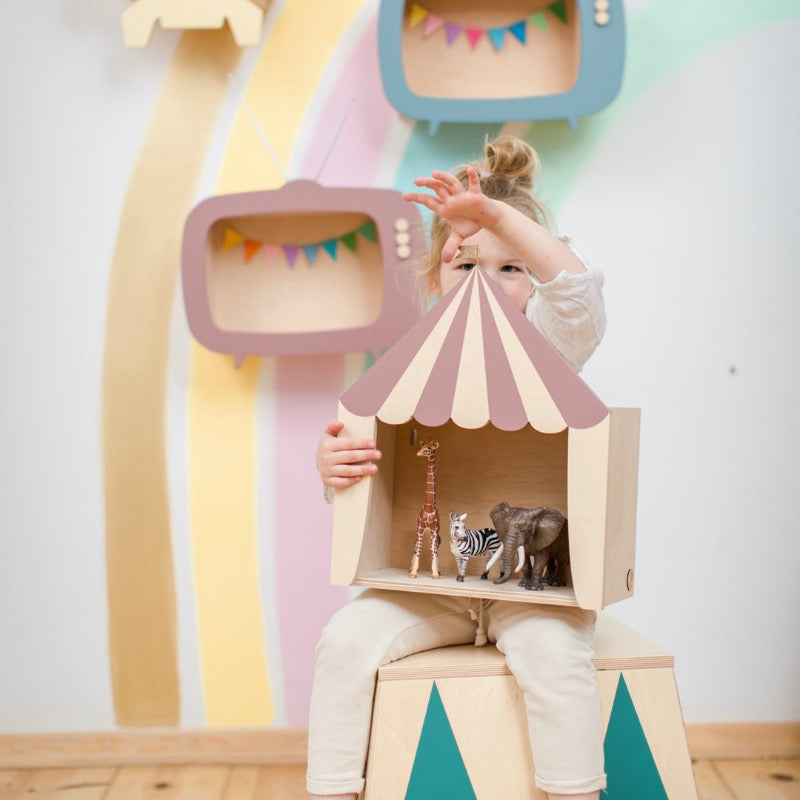 Wandkast circustent roze hout